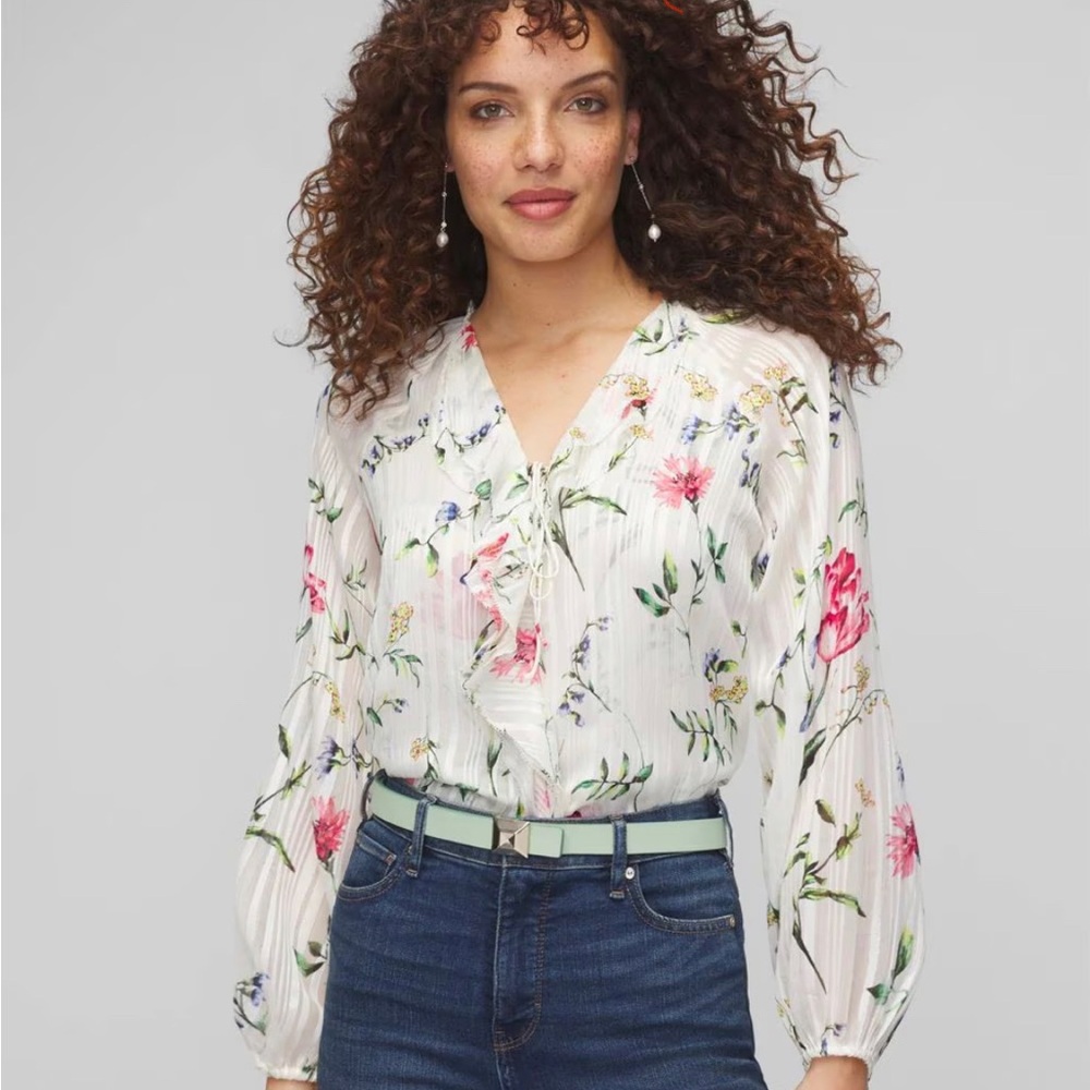 White House Black Market floral Long Sleeve Ruffle Front Blouse size M